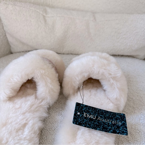 Emu Cream and Pink Women's Slippers - Picture 5 of 6